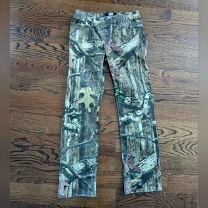 Mossy oak camo pants